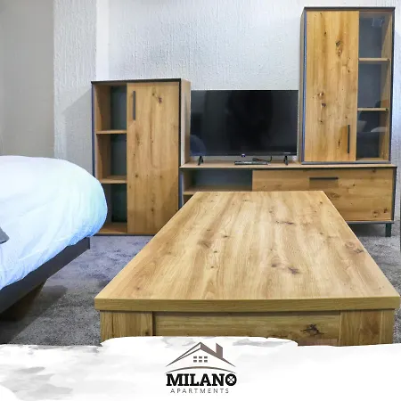 Milano **** アパートホテル Brzeće